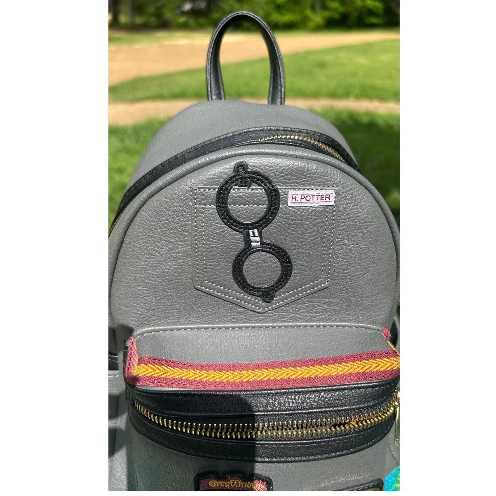Loungefly‎ Harry Potter Mini Backpack Gryffindor Grey Faux Leather